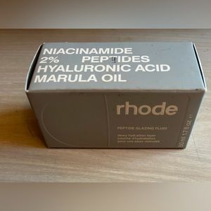Rhode Peptide Glazing Fluid by Hailey Bieber- New